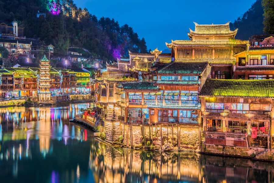 Du Lịch Trung Quốc: Khám Phá Phượng Hoàng Cổ Trấn Top Ten Travel