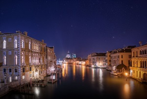 Khung cảnh mùa đông vắng lặng ở Venice