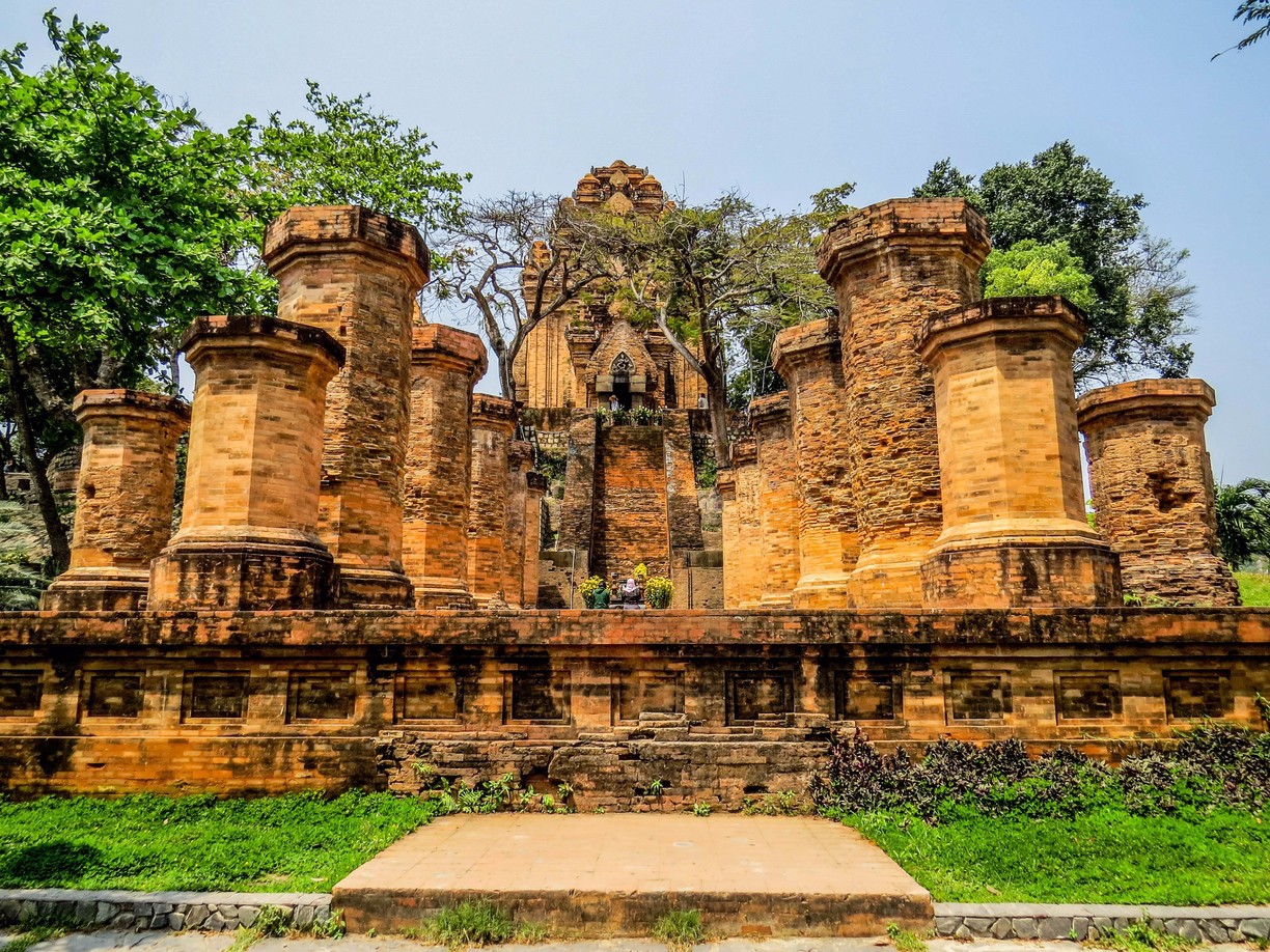 Tháp Bà Ponagar